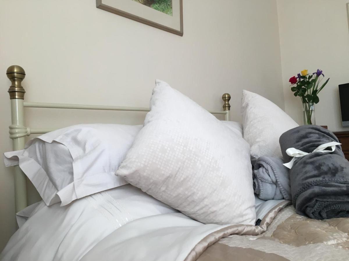 5 ชาร์ลตัน มิลล์ เวย์ บีแอนด์บี Bed & Breakfast ชิชิสเตอร์ ห้อง รูปภาพ